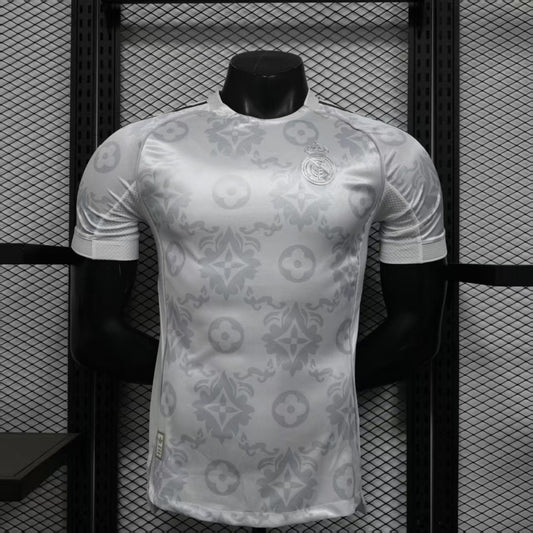 25/26 Maillot  Real Madrid LV Spécial player