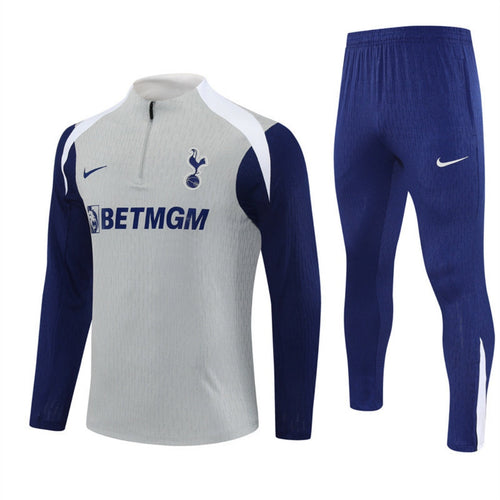 25/26 Ensemble Tottenham Spécial A